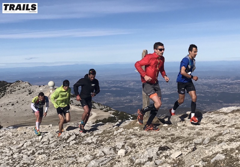 Photos Trail du Ventoux 2017- Fred Bousseau - le groupe de poursuivants au sommet